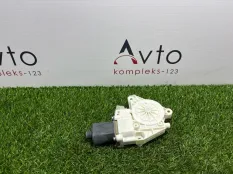 Моторчик стеклоподъемника Mercedes-Benz B-Class