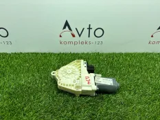 Моторчик стеклоподъемника Audi Q7