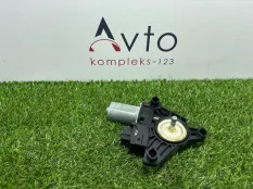 Моторчик стеклоподъемника Mercedes-Benz A-Class