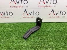 Кронштейн фары Audi A8