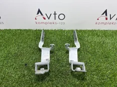 Петля крышки багажника Audi A7