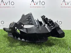 Кронштейн фары Audi A4