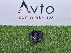 Ответная часть замка капота Mercedes-Benz C-Class