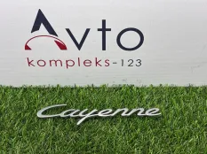 Шильдик Porsche Cayenne