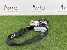 Ремень безопасности Audi A8