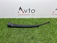 Поводок стеклоочистителя Volkswagen Golf
