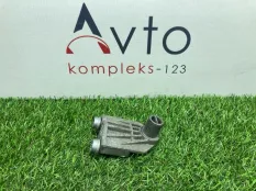 Крепление радиатора Volkswagen Touareg