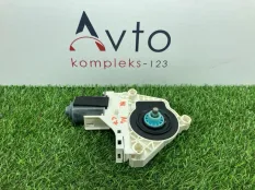 Моторчик стеклоподъемника Audi A6