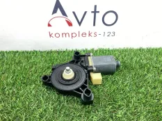 Моторчик стеклоподъемника Volkswagen Golf