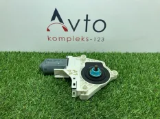 Моторчик стеклоподъемника Audi A7