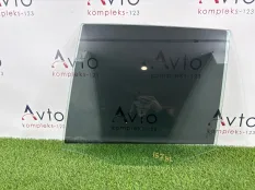 Стекло двери Volkswagen Tiguan