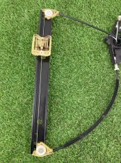 Стеклоподъемник Audi A4