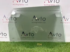 Стекло двери Volkswagen Touareg