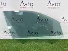 Стекло двери Volkswagen Tiguan