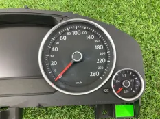 Панель приборов Volkswagen Touareg