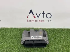 Блок управления двигателем Volkswagen Tiguan