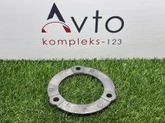 Кронштейн амортизатора Volkswagen Touareg