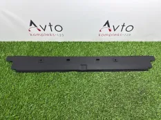 Кронштейн радиатора BMW 1-Series