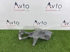 Кронштейн генератора Porsche Cayenne