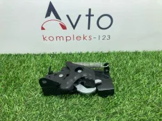 Замок капота BMW 1-Series