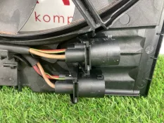 Диффузор радиатора Audi S4