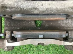 Суппорт тормозной Audi A4