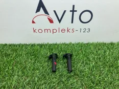 Крепление радиатора Audi S4