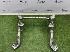 Подрамник Audi S4