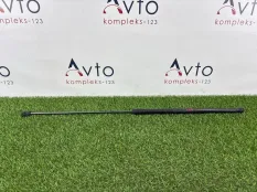 Амортизатор капота Volkswagen Golf