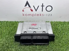 Блок управления двигателем Volkswagen Golf