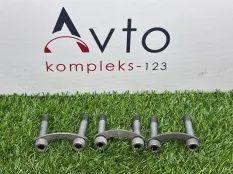 Болт полуосей Volkswagen Golf