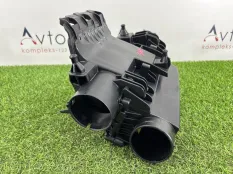 Корпус воздушного фильтра Mercedes-Benz C-Class