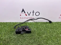 Замок капота Volkswagen Golf