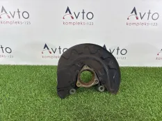 Кулак поворотный Volkswagen Golf