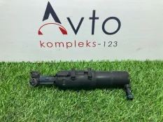 Форсунка омывателя фар Mercedes-Benz C-Class