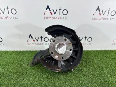 Кулак поворотный Volkswagen Golf