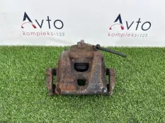 Суппорт тормозной Audi Q3