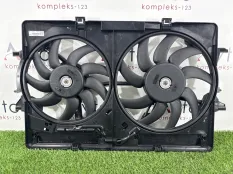 Диффузор радиатора Audi Q3