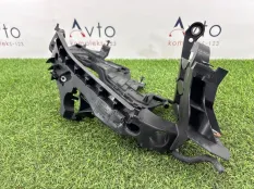 Кронштейн фары Audi A4