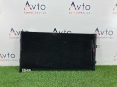 Радиатор кондиционера Audi Q3