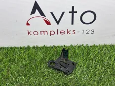 Кронштейн Volkswagen Caddy