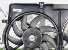 Диффузор радиатора Audi A4