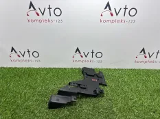 Кронштейн фары Audi Q5