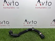 Патрубок системы охлаждения Audi Q5