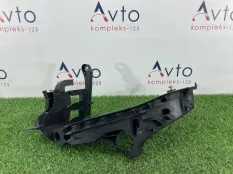 Кронштейн фары Audi A4