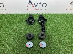 Крепление радиатора Audi A4