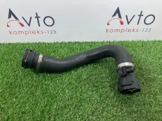 Патрубок системы охлаждения Audi A6