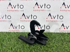 Крюк замка капота Audi A3