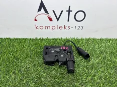 Замок капота Audi A1