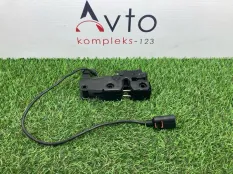 Замок капота Audi A4